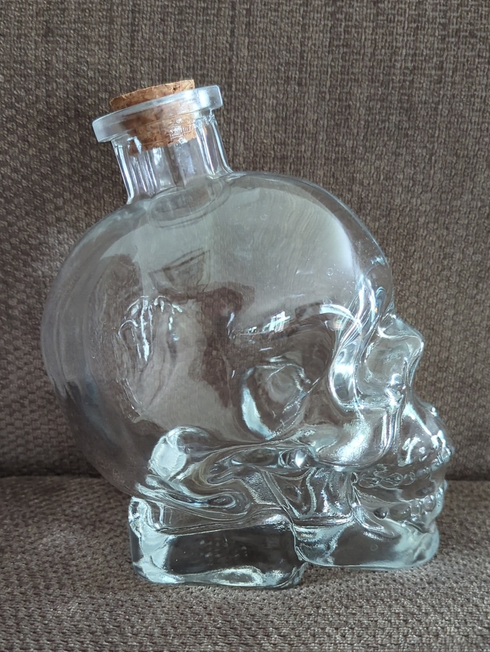 Glass Skull Decanter With Cork